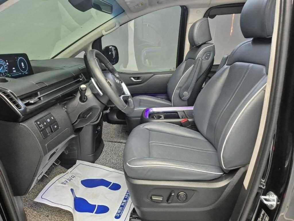 HYUNDAI Staria 2024 Negro - Importación desde Corea - HF Imports Iquique - Foto 13