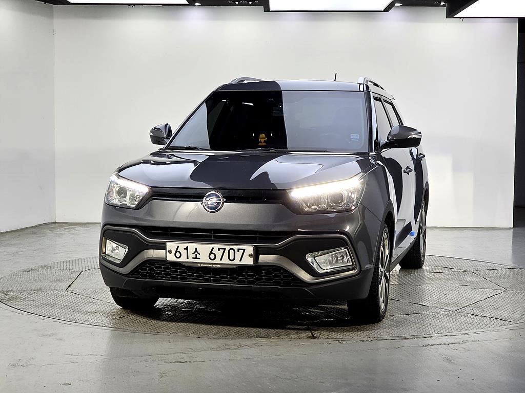 Ssangyong Tivoli - Vista 2