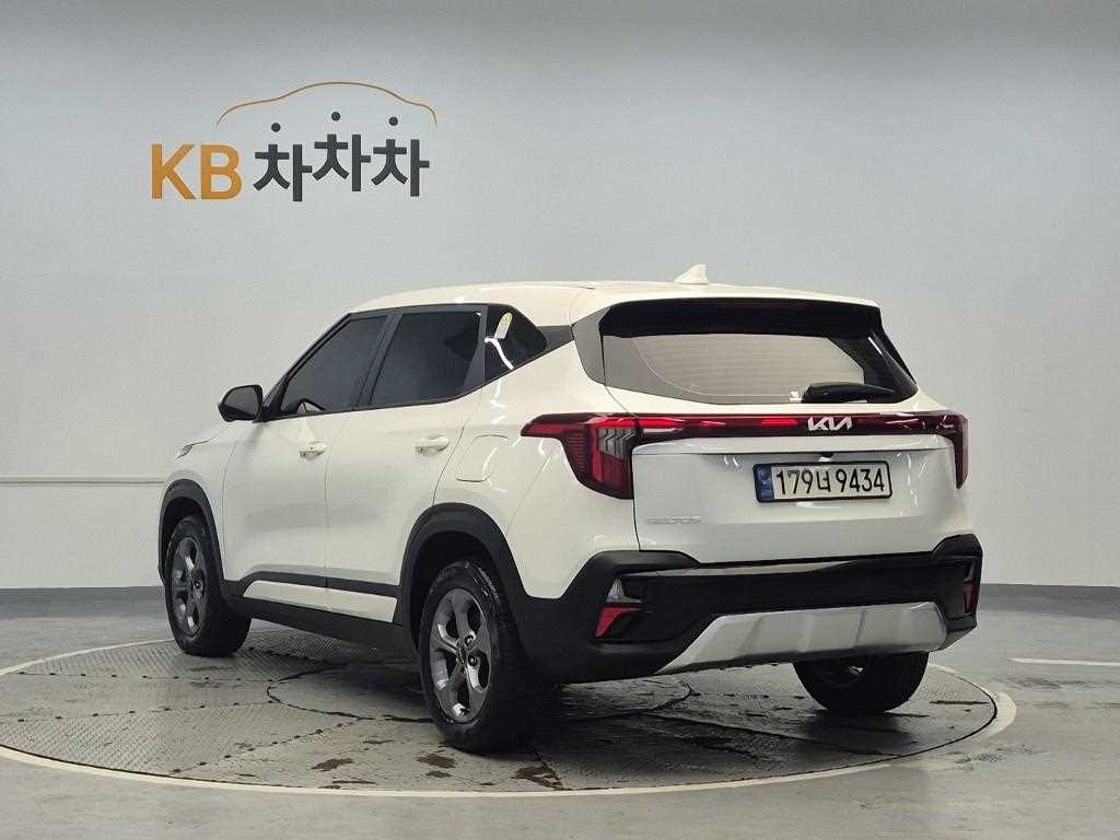 KIA Seltos - Vista 2