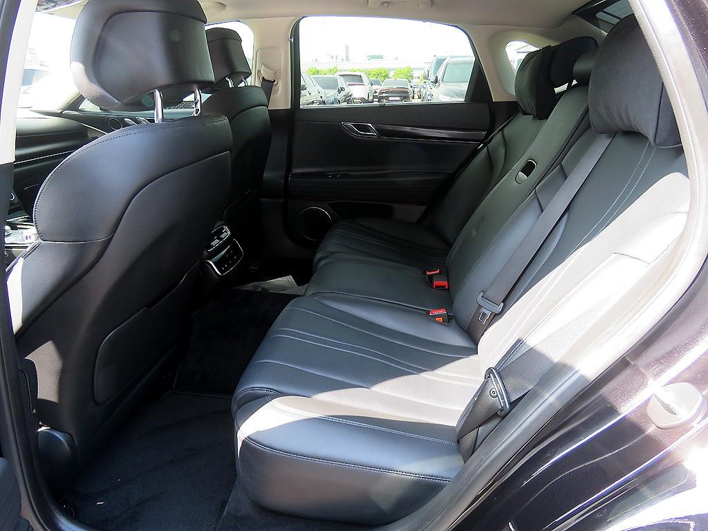 Genesis G80 - Vista 9