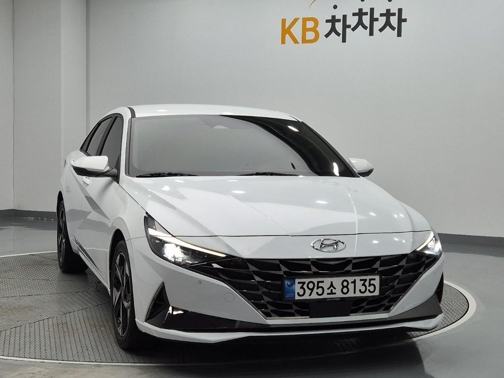 HYUNDAI Avante 2020 Blanco - Importación desde Corea - HF Imports Iquique - Foto 1
