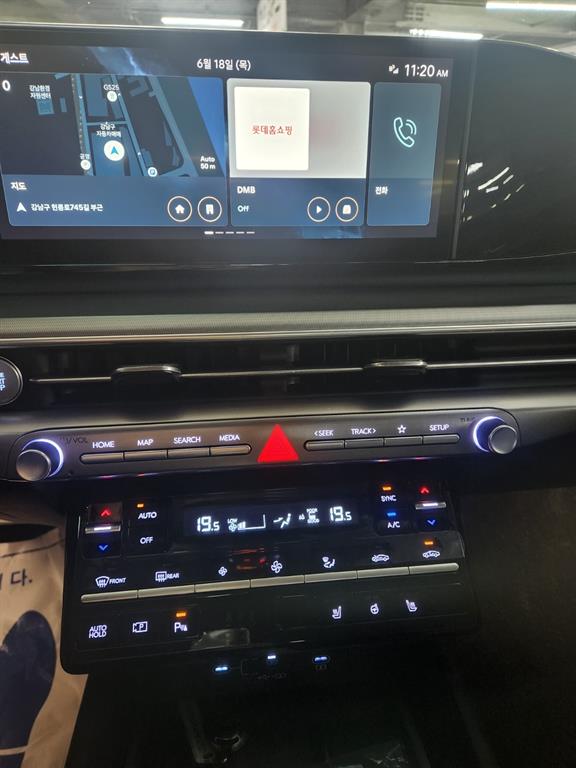 HYUNDAI Grandeur - Vista 9