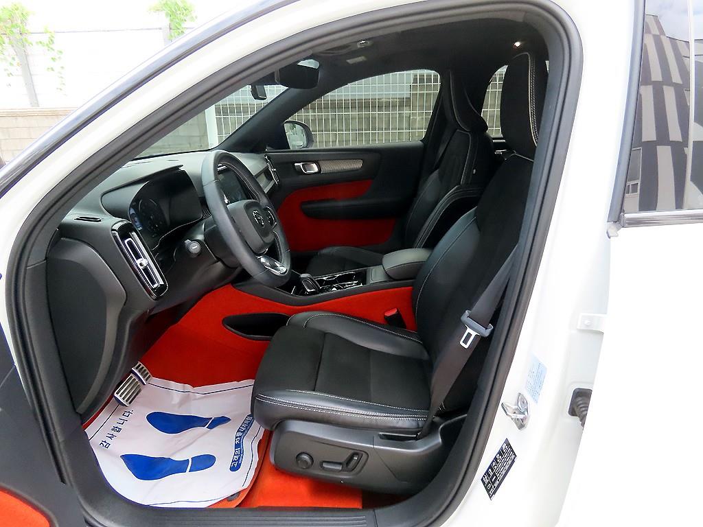 Volvo XC40 - Vista 7