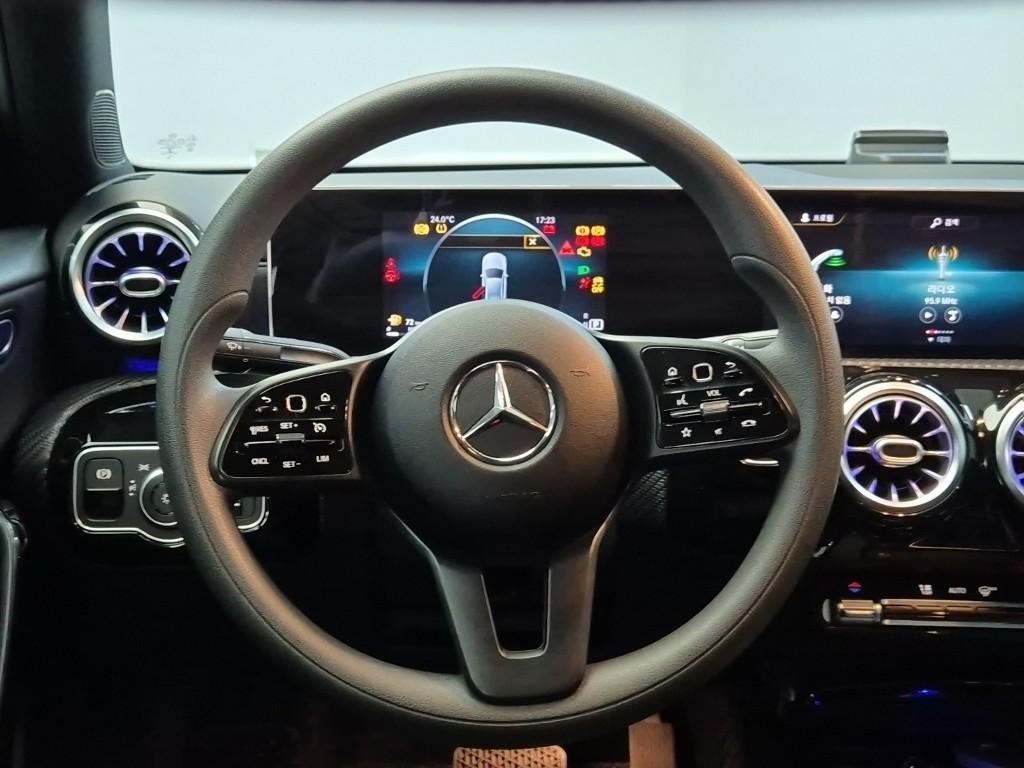 Mercedes Benz A Class - Vista 11