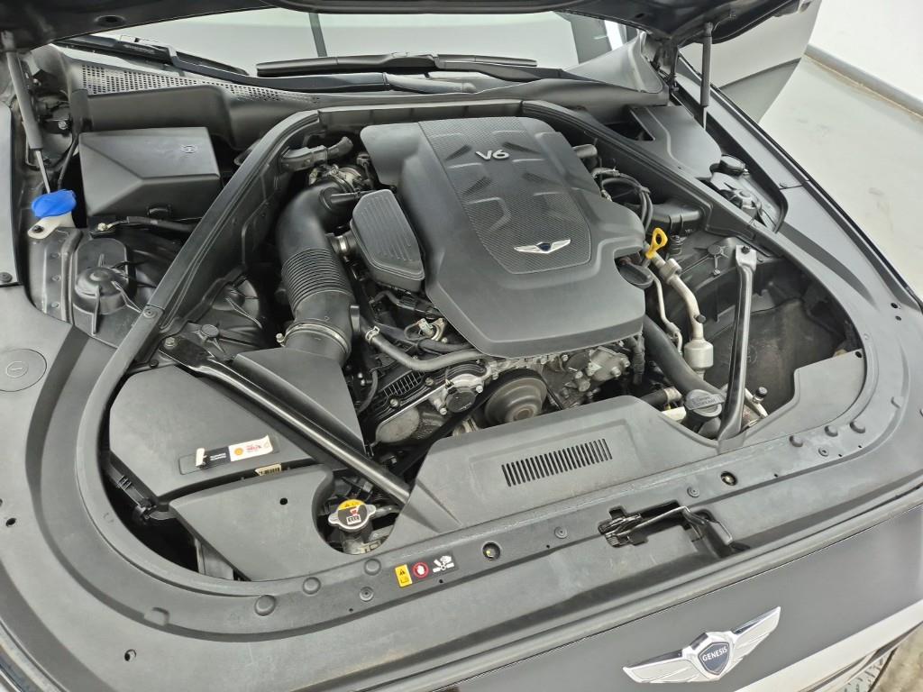 Genesis G80 - Vista 8