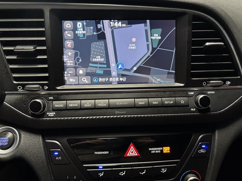 HYUNDAI Avante 2018 Gris - Importación desde Corea - HF Imports Iquique - Foto 15
