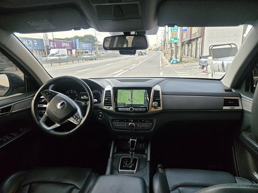 Ssangyong Rexton - Vista 7