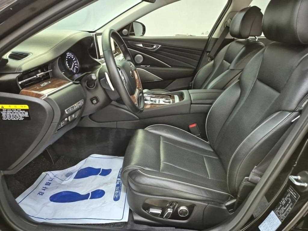 KIA K9 - Vista 10
