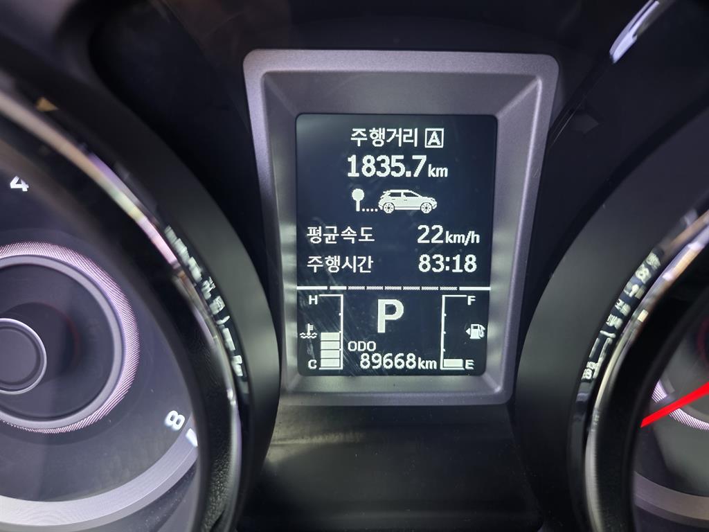 Ssangyong Tivoli - Vista 10