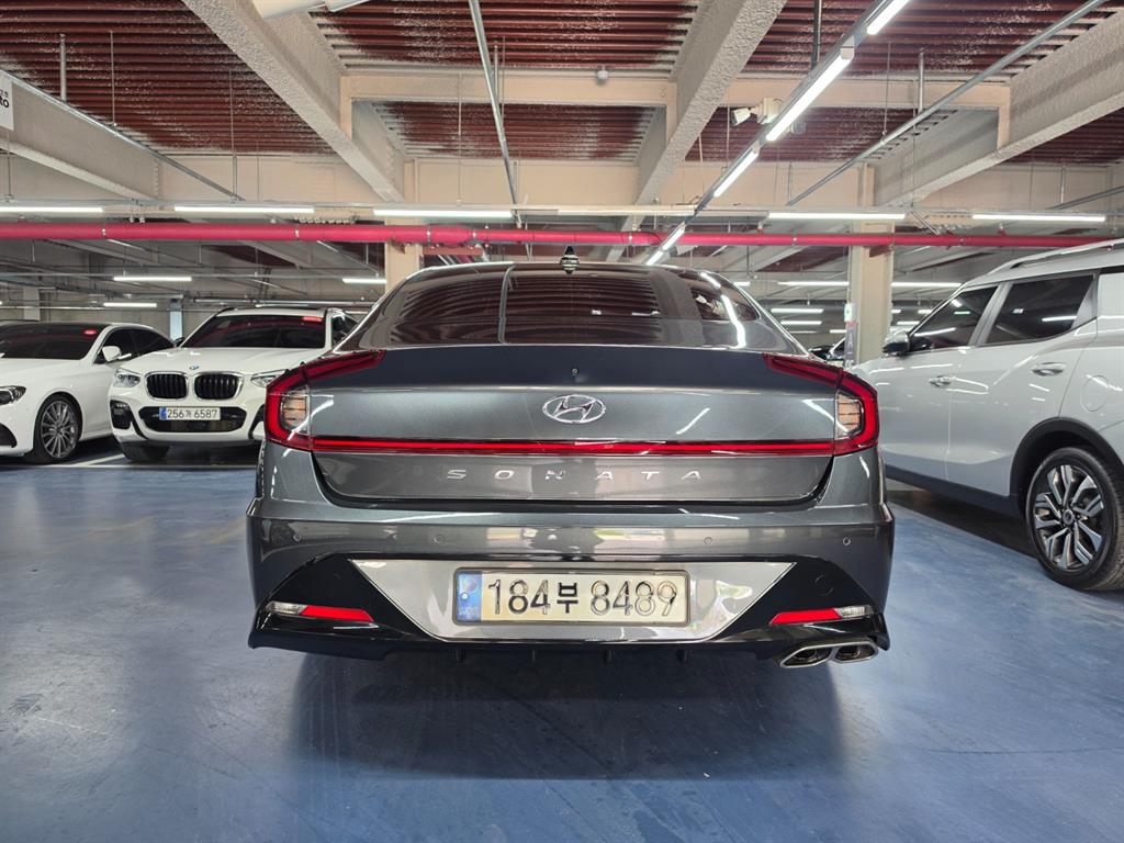 HYUNDAI Sonata - Vista 6