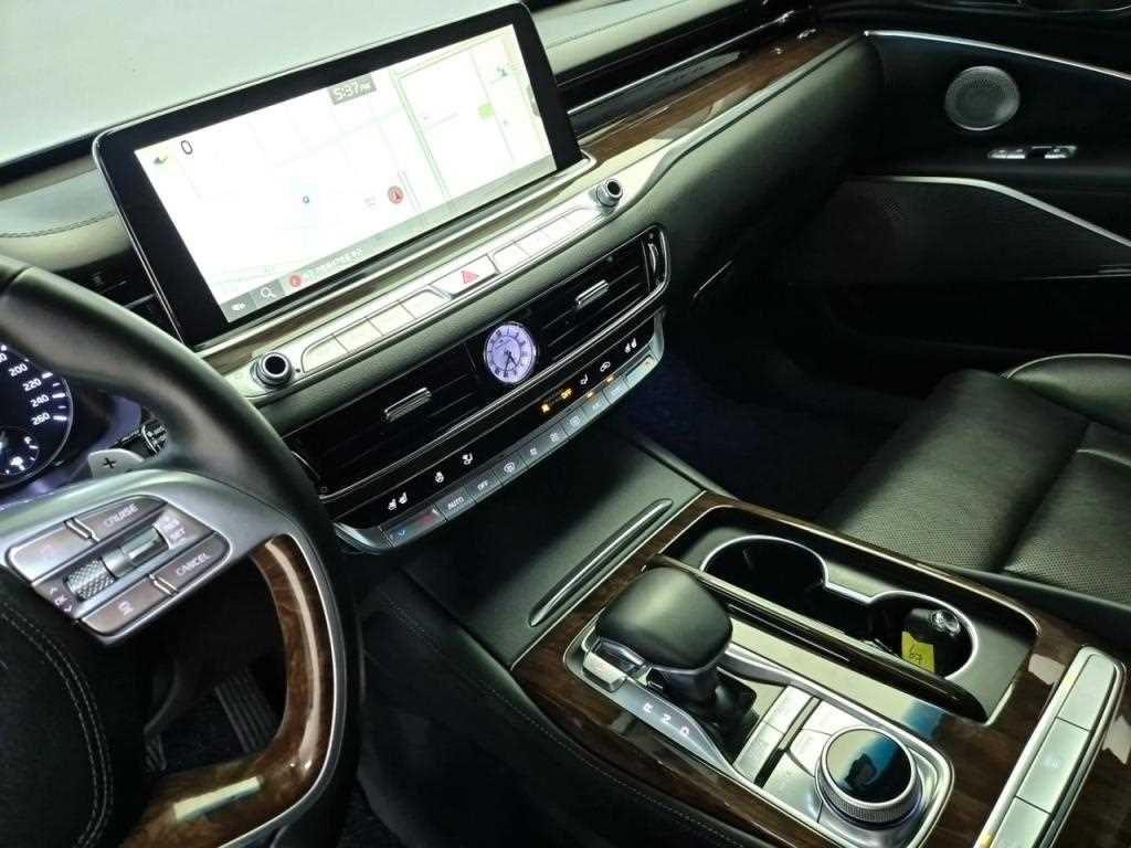 KIA K9 - Vista 9