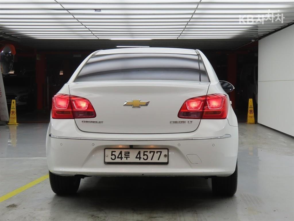 Chevrolet Cruise - Vista 6