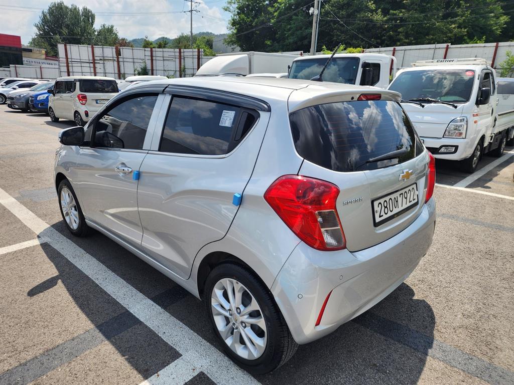 Chevrolet Spark - Vista 8