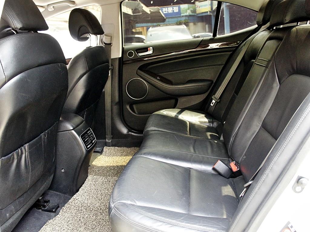 KIA K7 - Vista 8