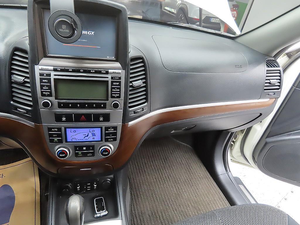 HYUNDAI Santa Fe 2009 Blanco - Importación desde Corea - HF Imports Iquique - Foto 16