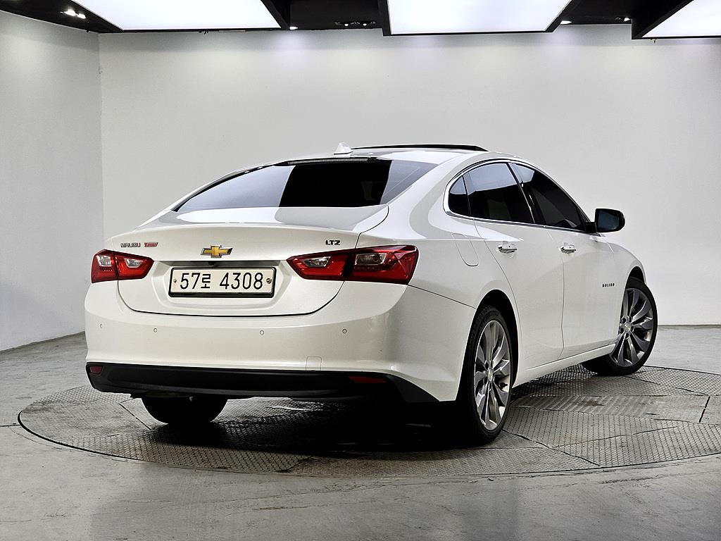Chevrolet Malibu - Vista 6