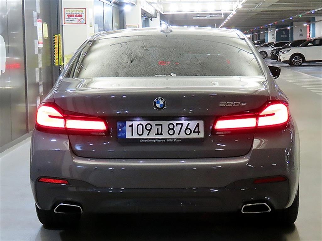 BMW 5 Series - Vista 7