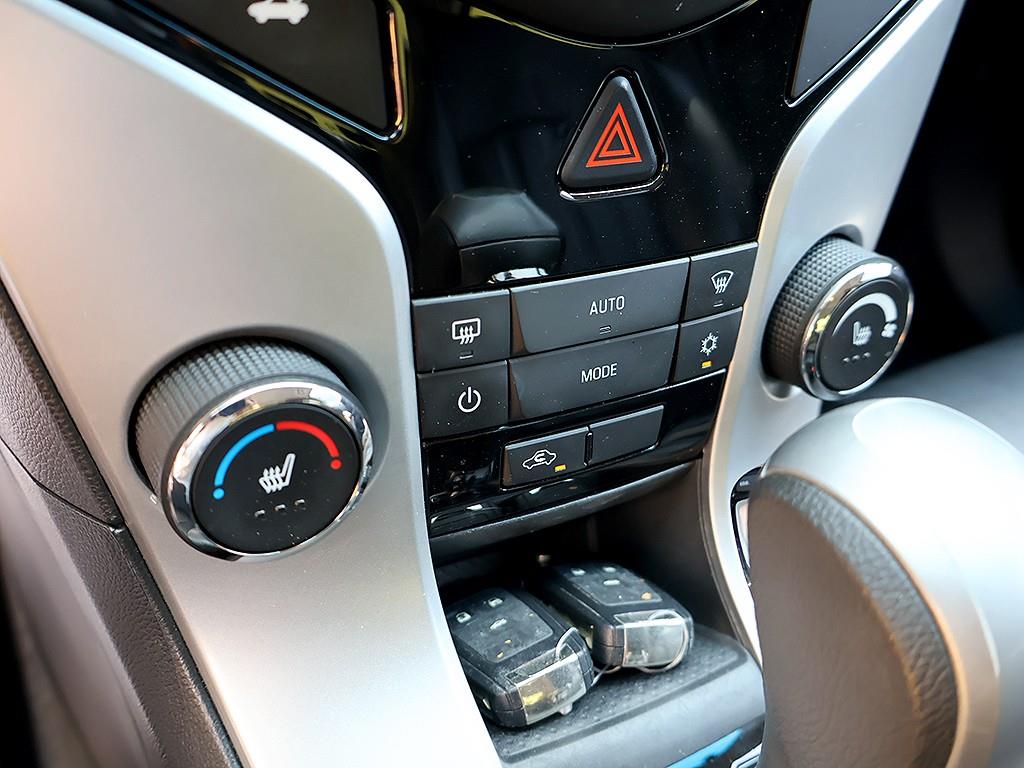 Chevrolet Cruise 2015 Negro - Importación desde Corea - HF Imports Iquique - Foto 13