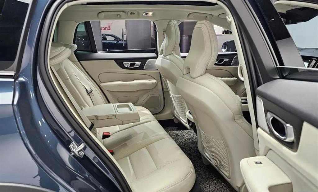 Volvo V60 2021 Gris - Importación desde Corea - HF Imports Iquique - Foto 13
