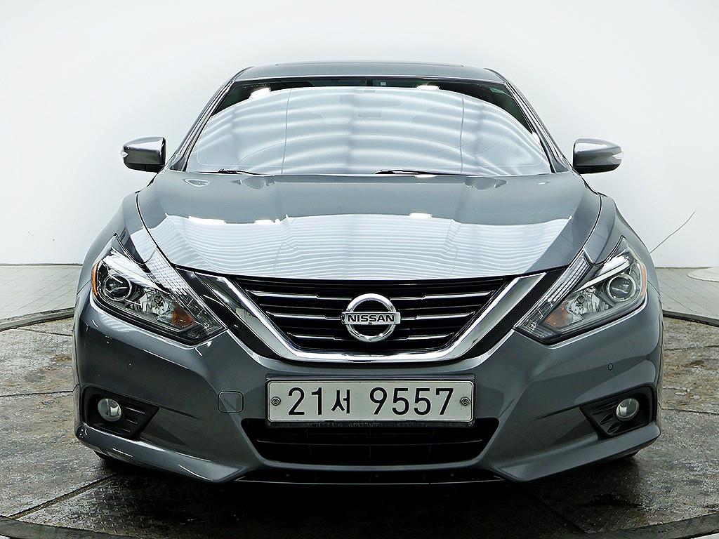Nissan Altima 2018 Gris - Importación desde Corea - HF Imports Iquique - Foto 1