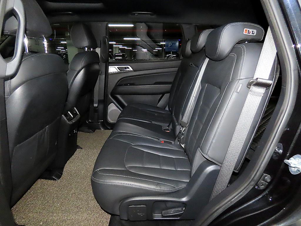 Ssangyong Rexton - Vista 9