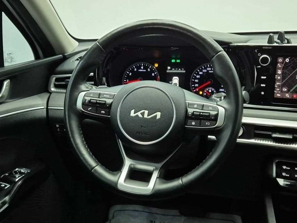 KIA K5 - Vista 11