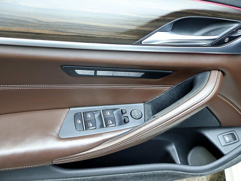 BMW 5 Series 2017 Blanco - Importación desde Corea - HF Imports Iquique - Foto 16