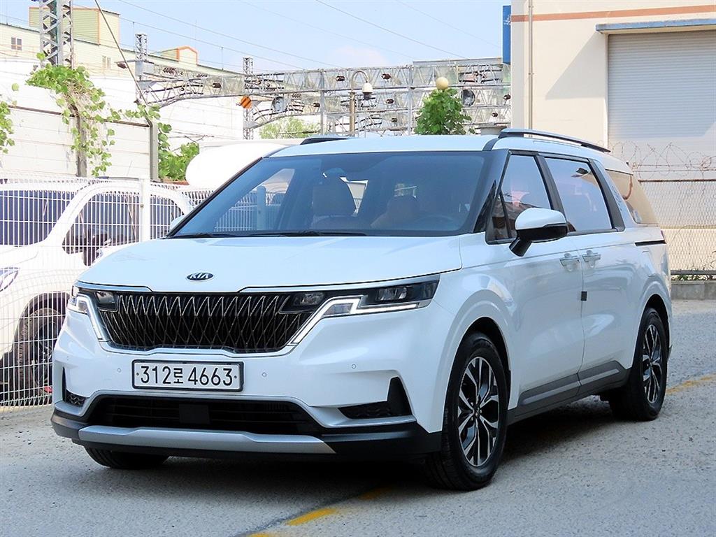 KIA Carnival - Vista 2