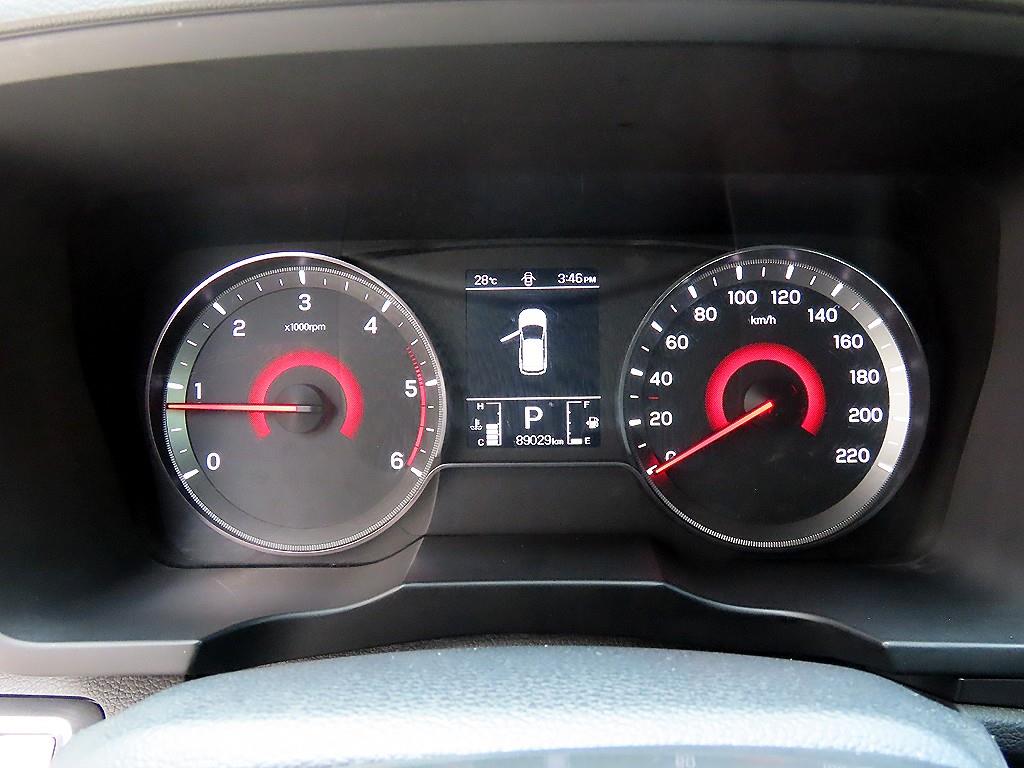 Ssangyong Tivoli - Vista 11