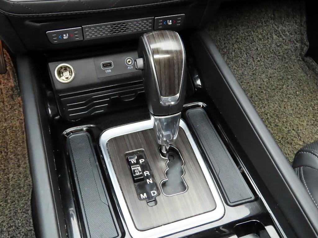 Ssangyong Rexton - Vista 12