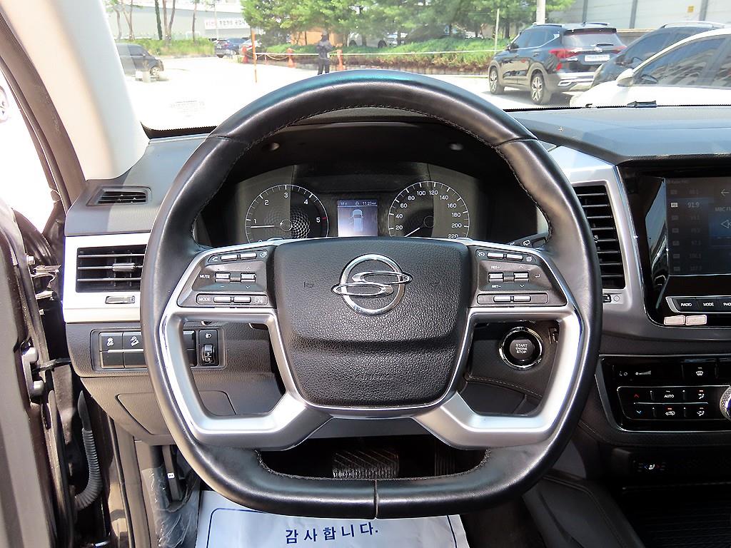 Ssangyong Rexton - Vista 10