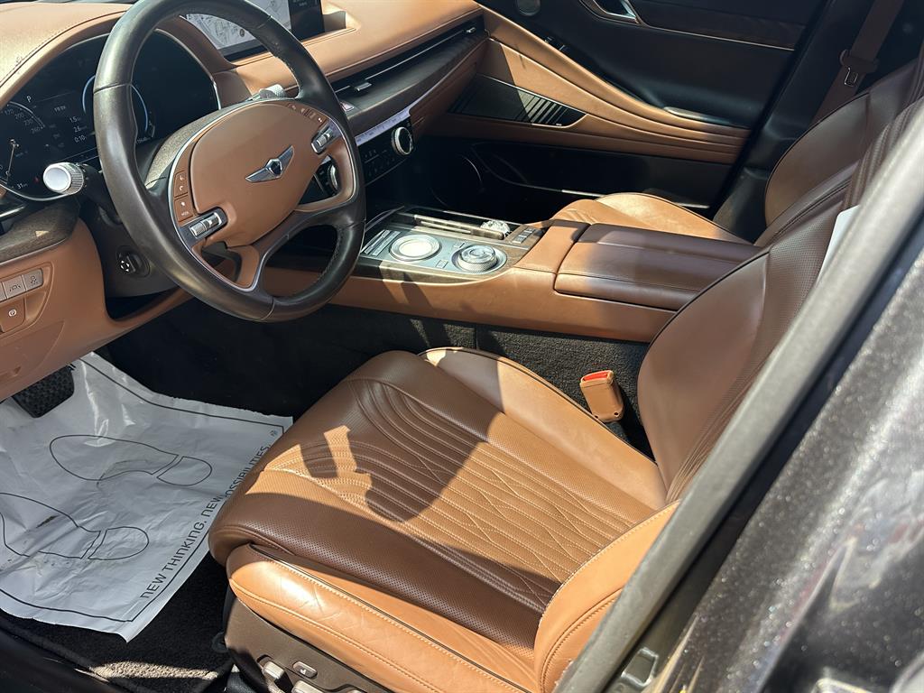 Genesis G80 - Vista 10