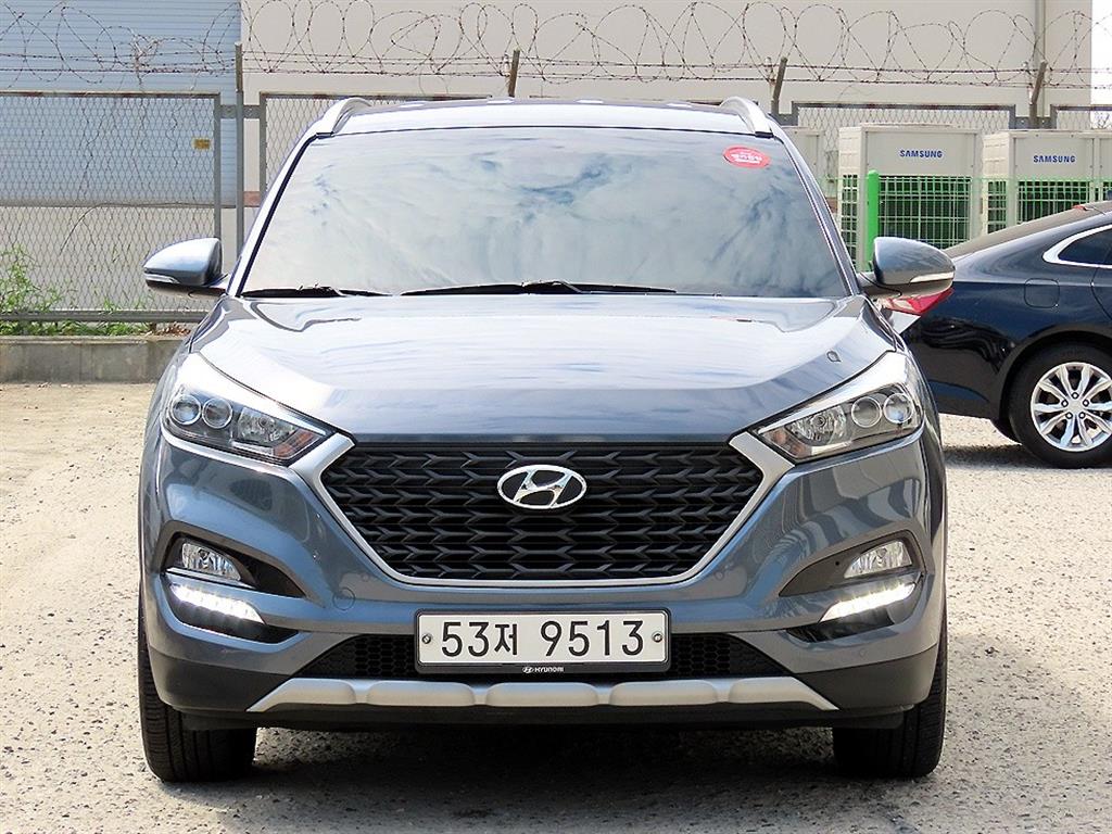 HYUNDAI Tucson 2017 Gris - Importación desde Corea - HF Imports Iquique - Foto 1