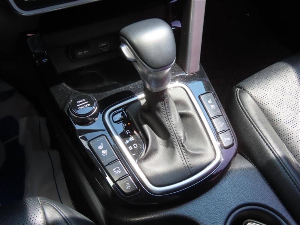 KIA Seltos - Vista 8