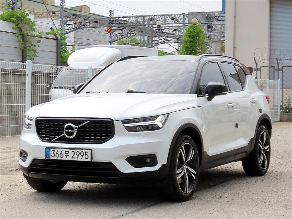Volvo XC40 - Vista 2