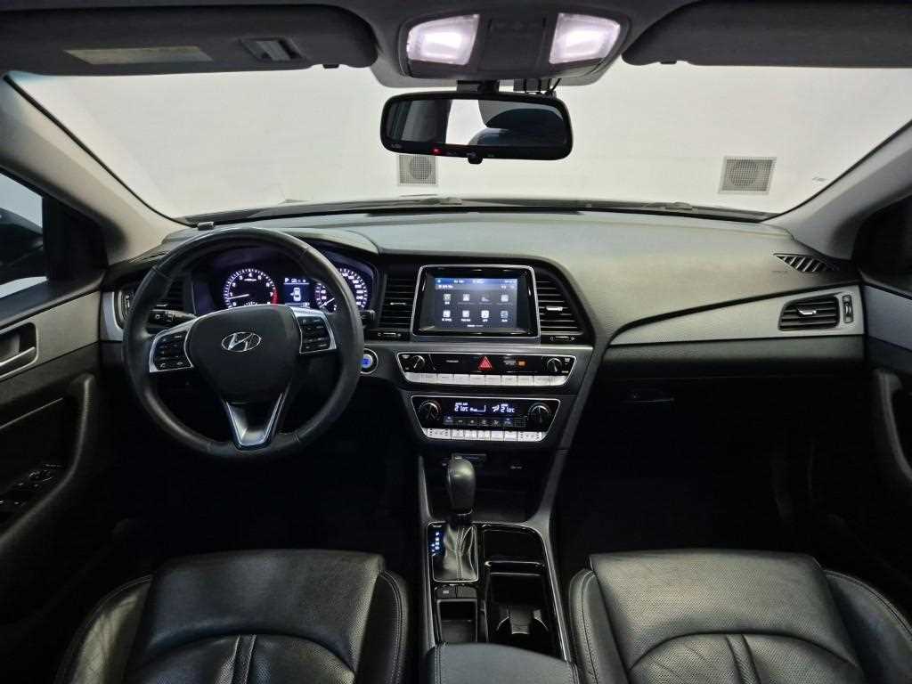 HYUNDAI Sonata - Vista 9