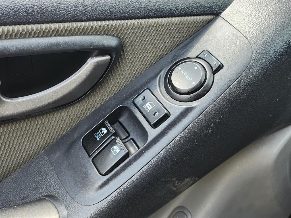 HYUNDAI Starex 2008 Blanco - Importación desde Corea - HF Imports Iquique - Foto 18