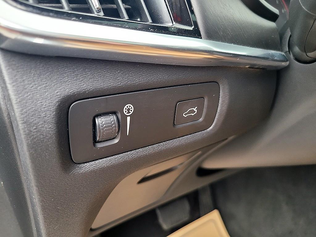 Volvo V90 2019 Negro - Importación desde Corea - HF Imports Iquique - Foto 15