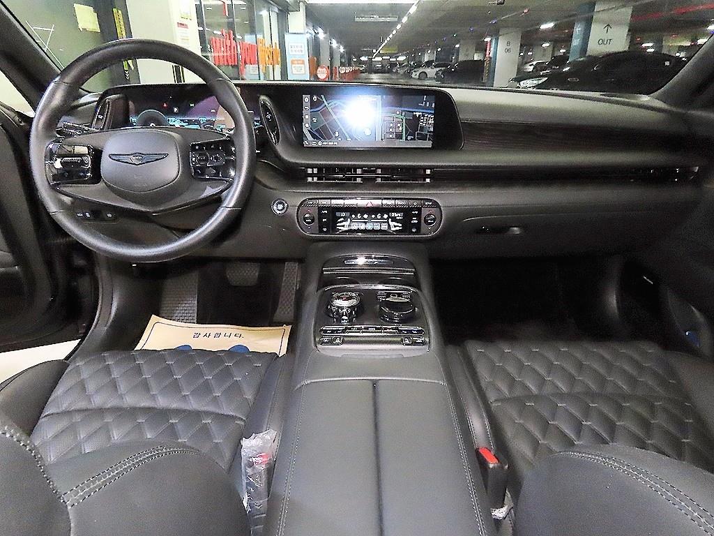 Genesis G90 - Vista 12