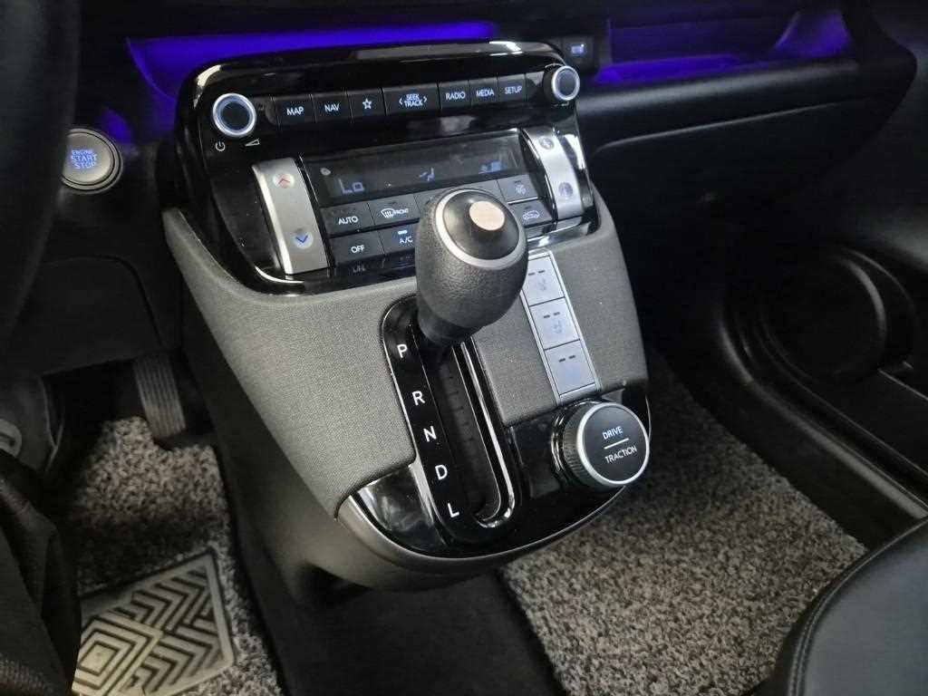 HYUNDAI Casper - Vista 10