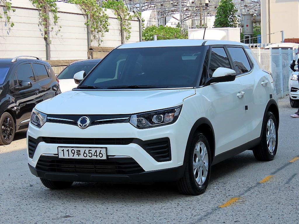 Ssangyong Tivoli - Vista 2