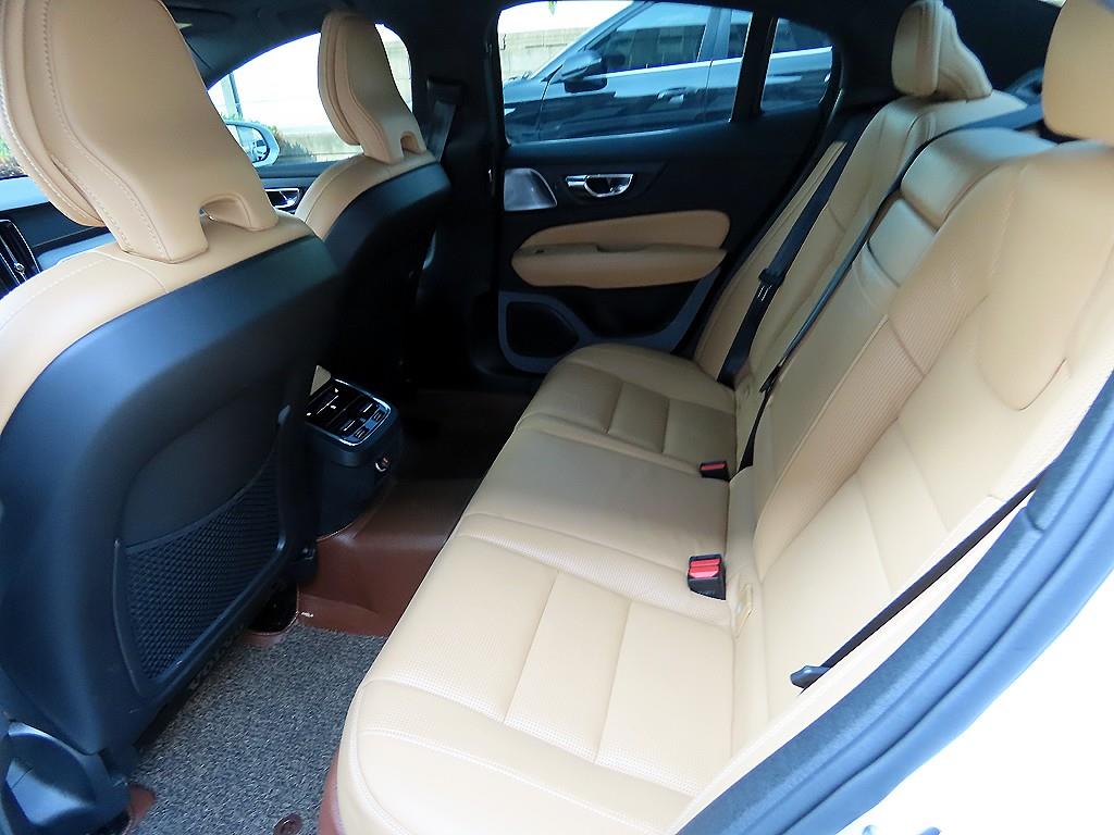 Volvo S60 - Vista 8