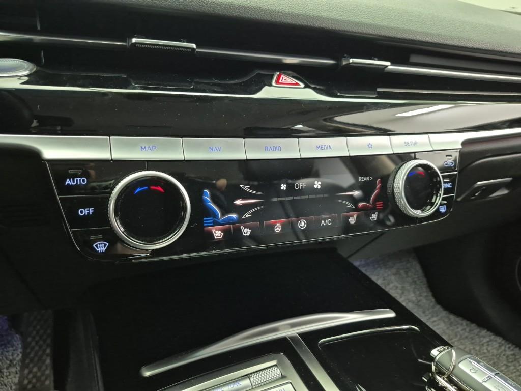 Genesis G80 - Vista 12