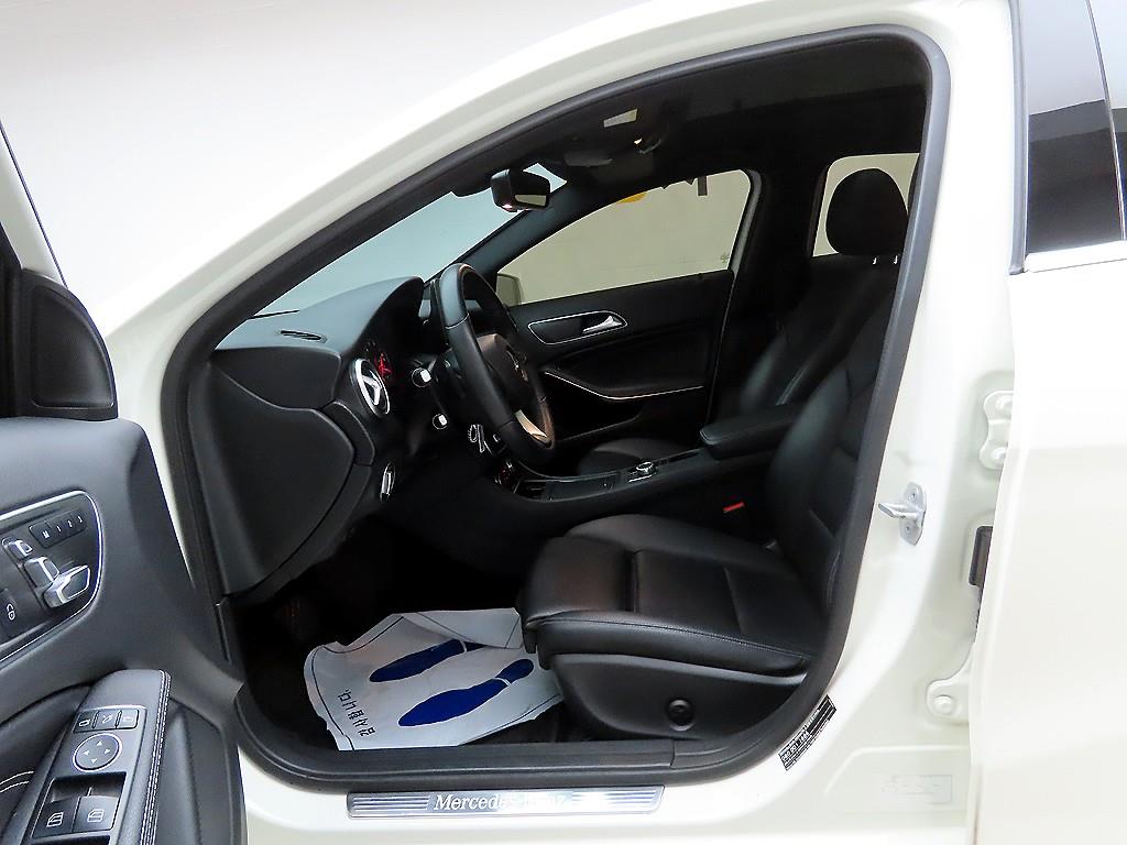 Mercedes Benz A Class 2016 Blanco - Importación desde Corea - HF Imports Iquique - Foto 15