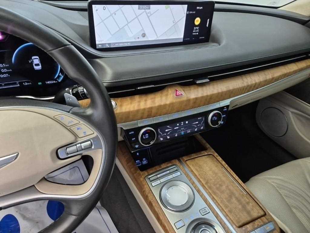 Genesis G80 - Vista 12