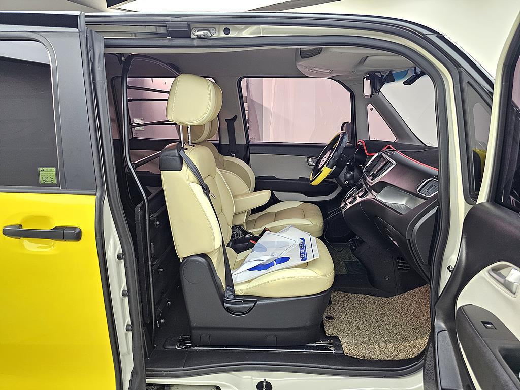 KIA Ray - Vista 7