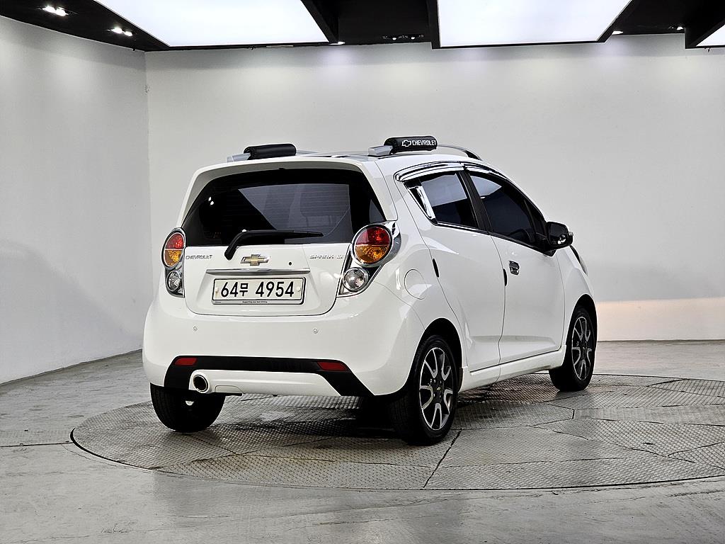 Chevrolet Spark - Vista 6