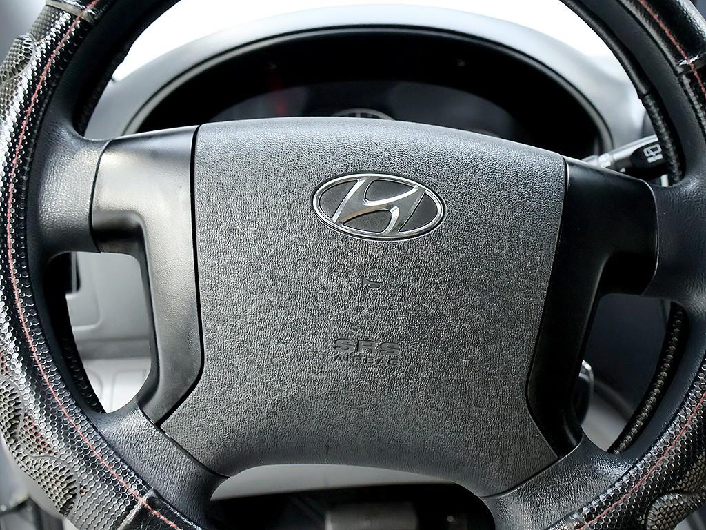 HYUNDAI Starex 2018 Gris - Importación desde Corea - HF Imports Iquique - Foto 18