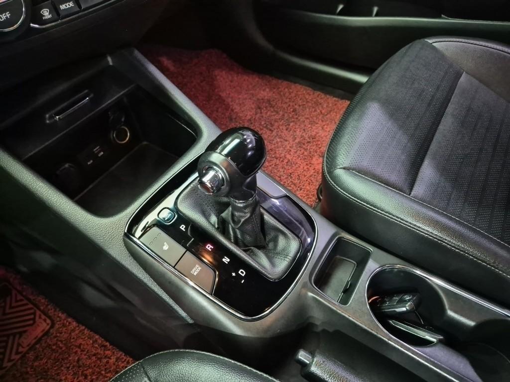 KIA K3 - Vista 10