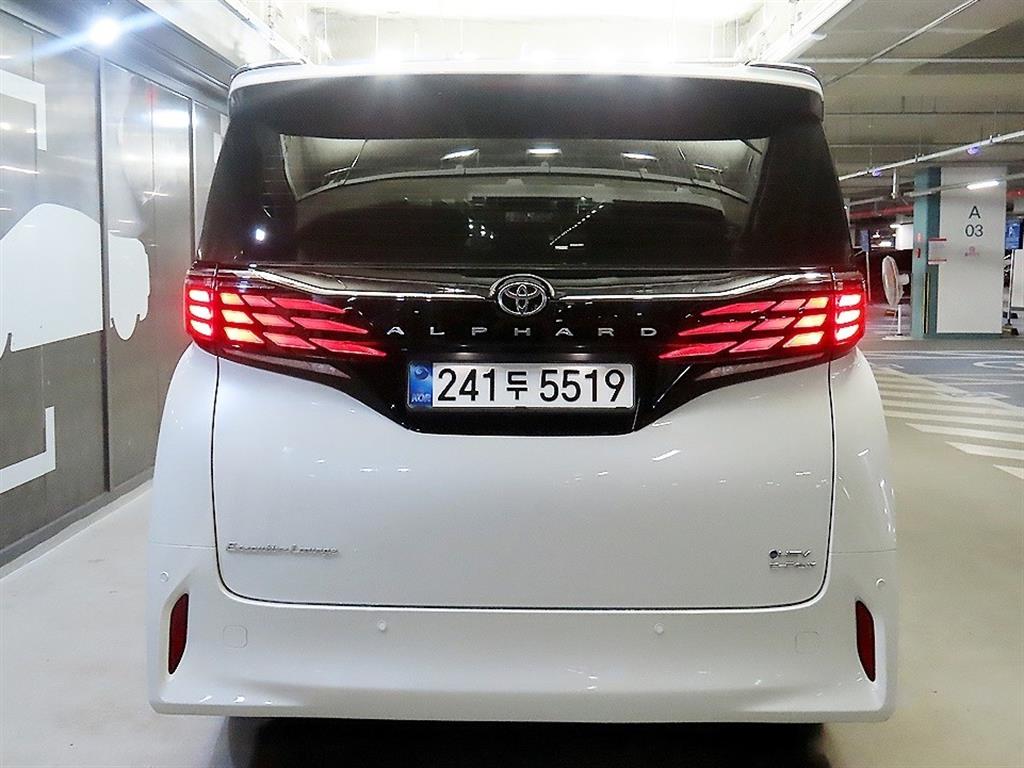 Toyota Alphard - Vista 7